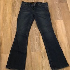 Kut from the Kloth “FARRAH” jeans Size 6